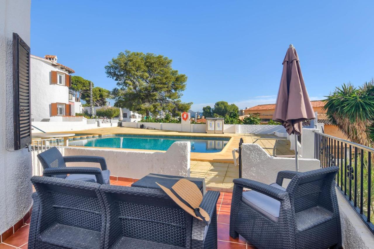 Bungalow With Seaviews In Moraira تيولادا المظهر الخارجي الصورة